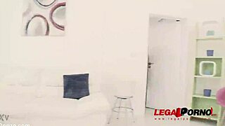 Nicole Love Experiences First Rough Anal Sz1303