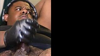 the gamer decided to have a solo session with his favorite game 😎