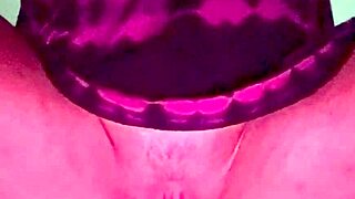 showing off that pussy, big clit blonde milf fingers herself close up