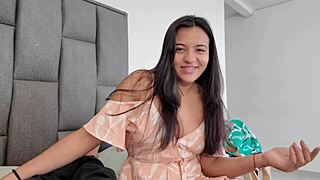 follo a mi amiga antes de ir a su trabajo