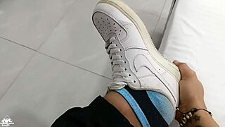 massaging stepbrother's wife ass until she sucks dick