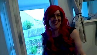 i tricked this newbie into rubbing herself while she blows me