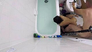 i'm choking on candy cruise's deepthroat in bathtub pov