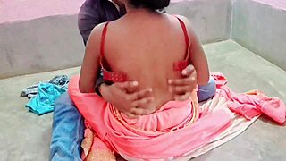 indian beautiful muslim girl gets ass fucked by tailor 😘