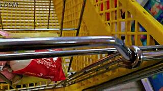 Venezuelan Hotwife's Thrilling Supermarket Flash