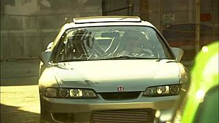 brunette milf fucks outdoors with big cock 😍