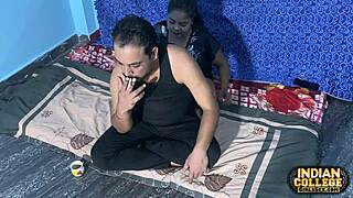 इंडियन स्टेपमॉम बड़ी बूब्स और गैंड के साथ क्लासिक सेक्स!