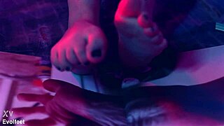 Jerk to my pretty small feet