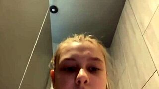 crazy squirting and fucking in the gym with amateurs