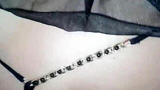 zorrita esta con su menstruacion y le doy por la vagina y por el culo