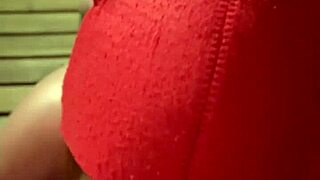 Sucked in the bathhouse with big ass and cum in mouth.