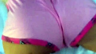 Loirinha explodes with sex toys in parents' bathroom!