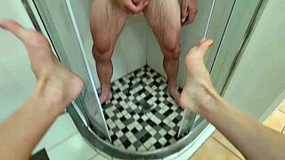 Boyfriend cums on feet