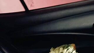 Kinantot Ni Kabit Sa Grab Car Sex