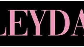 busty blonde aussie fucked by bbc while gf watches 😏