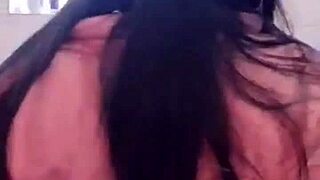 I'm doing a stripper in the bath time.