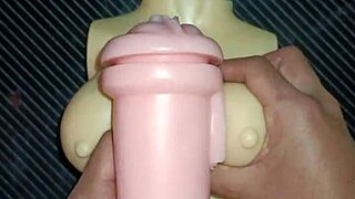 Trio Kissy And Dolly Engage In Mamada, Anal, And Vaginal Sex