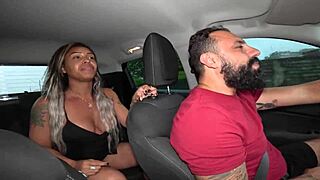 no carro com lukas zaad anne cristalli cuzinho apertado e leite no bico