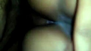 Mexican girl from Guanajuato shows off her juicy tight ass