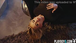 What's up with anna claire clouds' big ass?