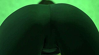 Blowjob Sounds and Pussy in Yoga Pants Close Up 69