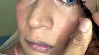 I get all dolled up for my viewers 😊