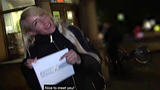 ब्लॉन्ड मिल्फ सैंडी पब्लिक रॉ सेक्स बिग फेक टिट्स फर्स्ट डेट