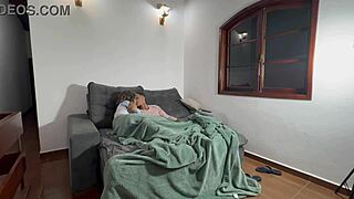 fudendo a esposa enquanto o corno assistia... wait, i mean, watching the wife get fucked