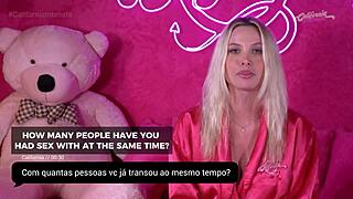 Gi genesini masturbates her big tits and ass in California