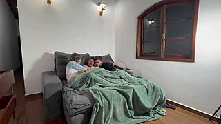 fudendo a esposa enquanto o corno assistia... wait, i mean, watching the wife get fucked