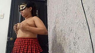 My Exortic Dancer Is Warming Up With Her Oppen Pusey