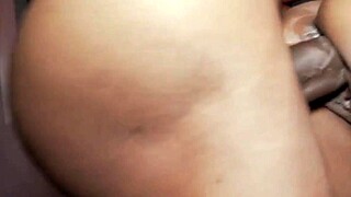 स्टेपमॉम और स्टेपसन की एनल एनकाउंटर में गलती