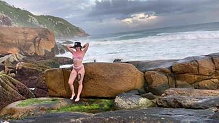 She asked for photos in SC, but I fucked her behind the rocks.