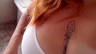 Passing By to Remind You Have No One to Sleep With in This Cold