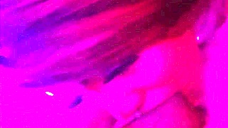 sorprendo a mi madrastra y le doy mi enorme polla