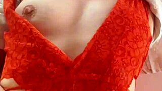 Dove teases with big clit and nipple play