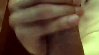 In this specific video, I masturbate nicely with detailed strokes.