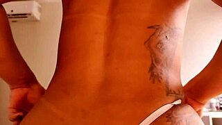 Stepmom SHARE BED with STEPSON and ANAL FUCK and CUMMIN inside her PUSSY vagninho e luna oliveira