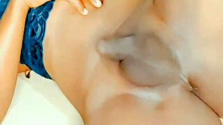 Flat chest shemale gets anal fucked to orgasm 😈