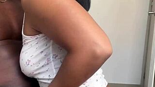 I suck and lick my neighbor's cock non-stop - amateur couple!