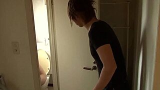 Shino Tanaka's pussy creampied in hot action