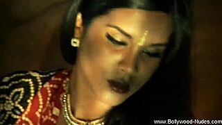 Want to see this seductive sex ritual?