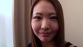 Oh, the woman of that age wants to do gokkun so bad!