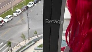 fui ao shopping e ela me chupou