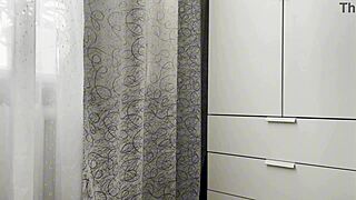 hot algerian milf gets horny while cleaning 😍