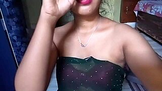 Hot Indian Bhabhi Fingers Pussy, Screams in Orgasm
