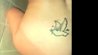 caught bathing and ready for some fun, hear her moaning