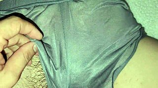 Sexy student flaunts juicy tasty pussy