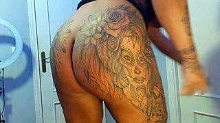 Making my fans horny to fuck me