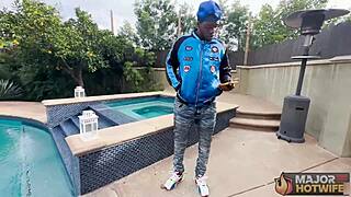 Redhead cougar Peaches gets her wet pussy fucked by Rome Major 😍